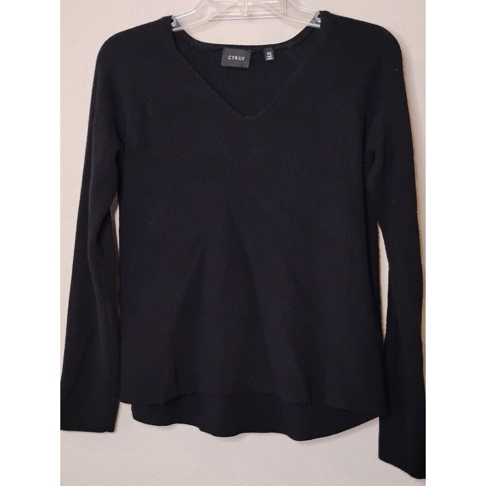 USED Cyrus Sweater